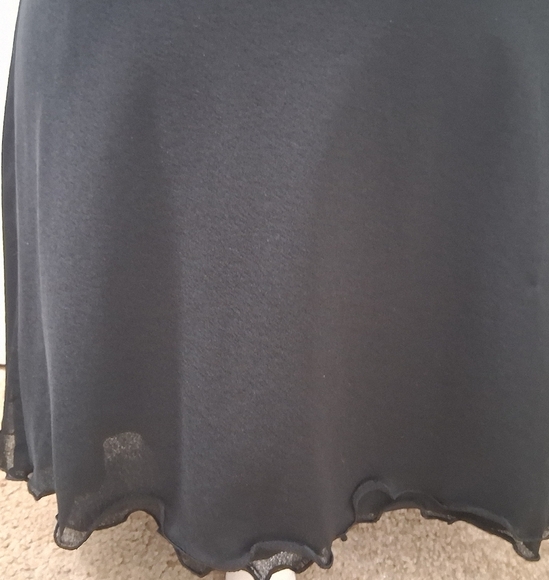 Elegant Ingeborg Black Tiered Skirt - Picture 10 of 11